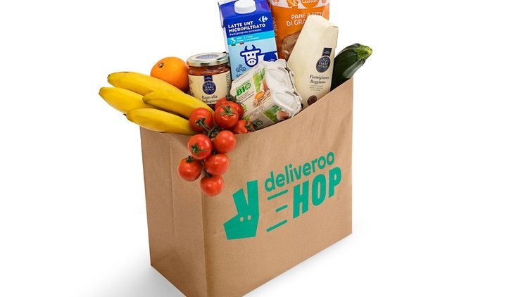 Nasce Deliveroo Hop: la spesa in dieci minuti in partnership con Carrefour