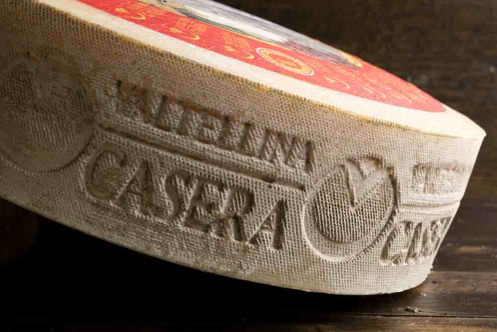 Valtellina Casera Dop, il progetto TIVAC porta i robot dentro la filiera